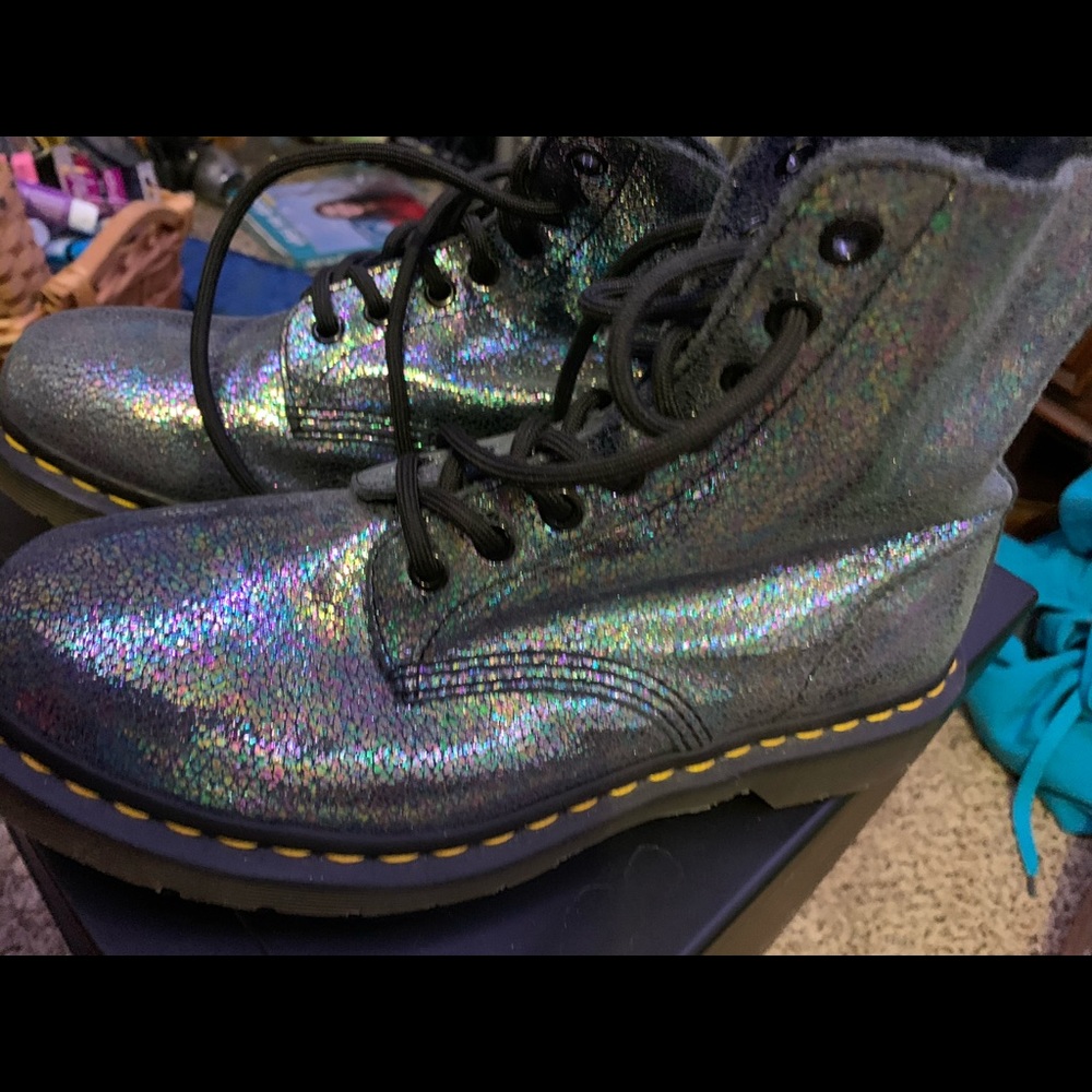 Dr. Marten Women’s Pewter Combat boots